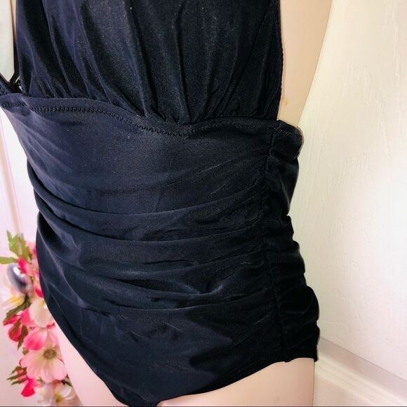 Cupshe black split front one piece halter swimsuit large - Picture 5 of 8